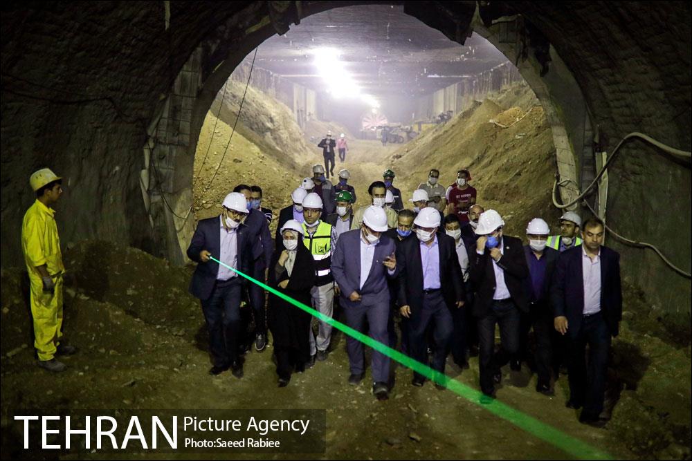 بازدید محسن هاشمی از خط 10 مترو 6
