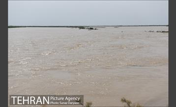 بازدید شهردار تهران از منطقه سیل زده پل قدرت آباد دشت آزادگان 15