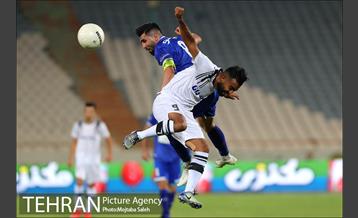 دیدار تیم های فوتبال استقلال تهران و مسجد سلیمان 14