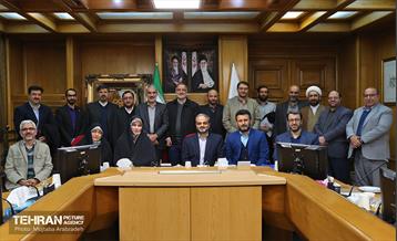 نشست مشترک شهردار تهران و وزیر آموزش و پرورش 25