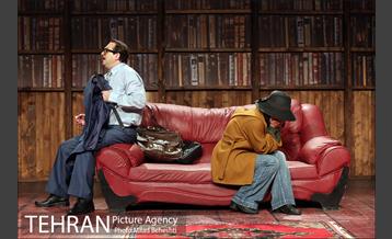 نمایش فالو می‎ 24