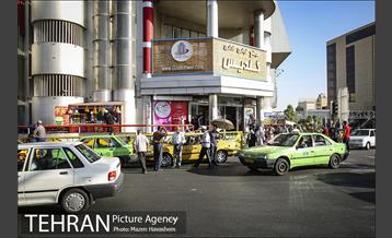 شهرنگار؛ حوالی میدان صادقیه 20