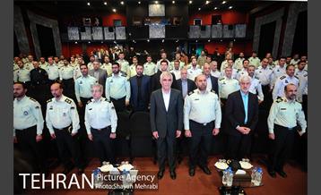 نشست مشترک شهردار تهران با فرماندهان محترم نیروی انتظامی تهران بزرگ 1