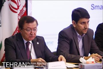 نشست کمیته شهرهای هوشمند در چهارمین جایزه جهانی خشت طلایی 21