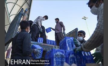 ارسال کمک های شهرداری تهران برای مردم زلزله زده سی سخت 15