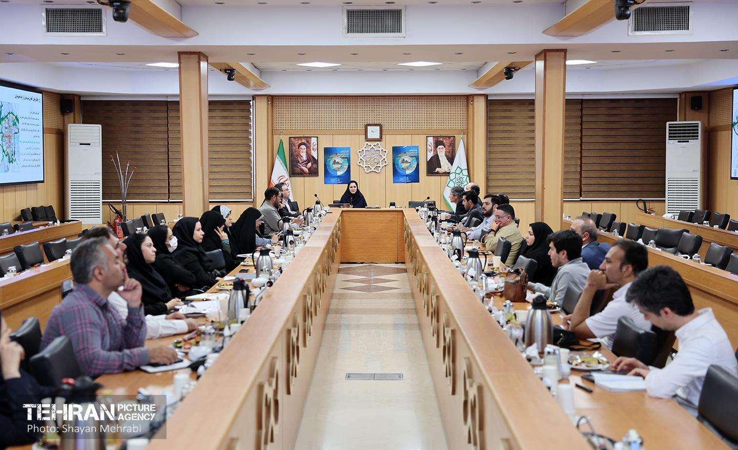 نشست چالش‌ها و راهکارهای تغذیه آبخوان‌‌ها در مدیریت یکپارچه منابع آب 25