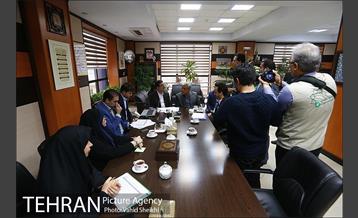 بازدید دکتر حسینی مکارم از شهرداری منطقه 5 1