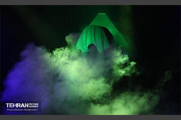نمایش آیینی خانه ای از گل و اندوه 7