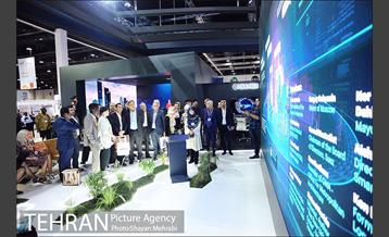 بازدید پیروز حناچی از نمایشگاه مجمع جهانی شهری در ابوظبی امارات 9