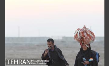 پیاده روی زائران به سمت کربلا از مرز شلمچه 26