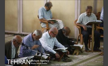 تلاوت قرآن و افطاری ساده مساجد در ماه مبارک رمضان 4