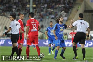 دیدار استقلال و پرسپولیس در لیگ برتر فوتبال 32