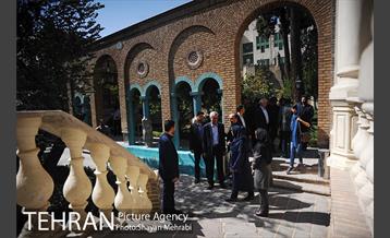 بازدید شهردار تهران از موزه مقدم به مناسبت روز تهران 18