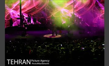 کنسرت رضا صادقی‎ 15