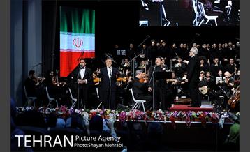 شب موسیقی انقلاب در منطقه گردشگری عباس آباد 41