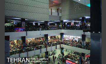 تماشای بازی تیم های ملی ایران و اسپانیا در پردیس سینمایی چارسو  6