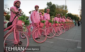 اختتامیه نمایش های خیابانی پویش از خودمان شروع کنیم 13