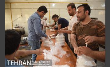 بسیج شهرداری تهران در مناطق سیل زده خوزستان 4