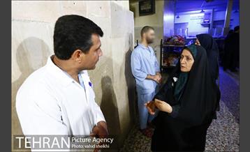 بازدید اعضای شورای شهر از سامانسرای اسلامشهر و گرمخانه خاوران 7