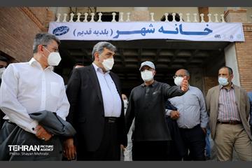 بازدید پیروز حناچی و مهدی چمران از پروژه خانه شهر(بلدیه قدیم) 32