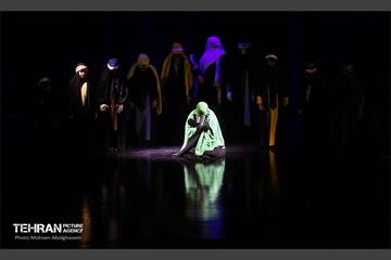 نمایش آئینی مذهبی «در انتظار...» 4