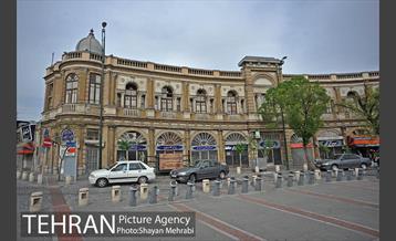 میدان حسن آباد 2