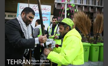 اجرای طرح همیاری با پاکبانان 13