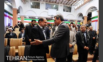 تجلیل از خبرنگاران و عکاسان عرصه دفاع مقدس با حضور شهردار تهران 14