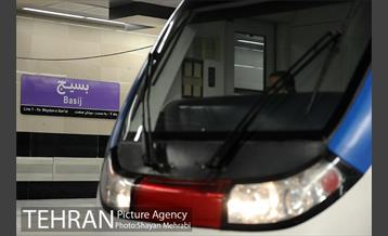 شبگردی اصحاب رسانه در خط 7 مترو تهران 19