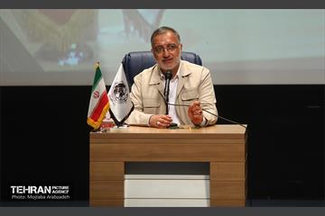 سخنرانی شهردار تهران در دانشگاه الزهرا(س)