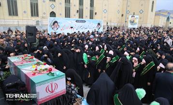 مراسم تشییع شهیده فائزه رحیمی در هوافضای سپاه 12