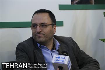 غرفه مرکز ارتباطات در هفتمین روز بیست و سومین نمایشگاه مطبوعات 10