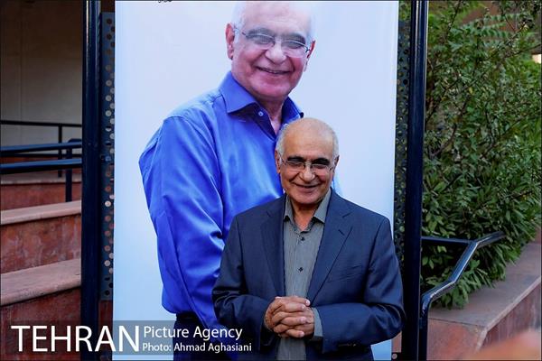 بزرگداشت هوشنگ مرادی کرمانی در تولد ماه 4
