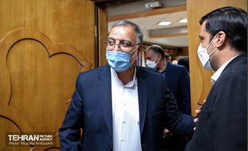 نشست شهردار تهران با مدیران عامل سازمان‌ های شهرداری 29