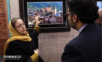 افتتاح نمایشگاه عکس رومانی در ایستگاه مترو تجریش 5