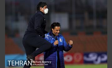 دیدار تیم های فوتبال پیکان و استقلال تهران 13