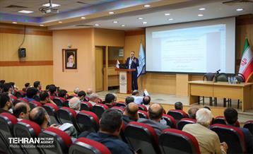 دیدار شهردار تهران با بسیج اساتید در دانشگاه صنعتی امیر کبیر 12