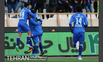 دیدار استقلال و گسترش فولاد در لیگ برتر فوتبال 8