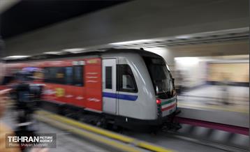 بازدید نمایندگان رسانه‌های خارجی از مترو مریم مقدس(س)  2