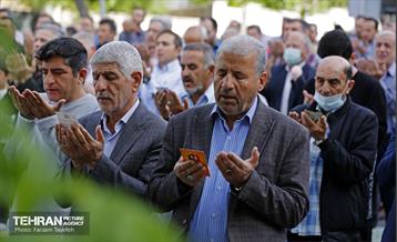 اقامه نماز عید سعید فطر در محله شهران 27