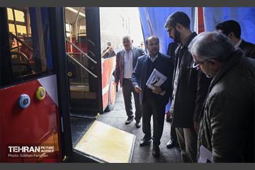 بازدید اصحاب رسانه از مراکز بازسازی ناوگان اتوبوسرانی 8