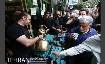 مراسم عزاداری تاسوعای حسینی در بازار تهران 7