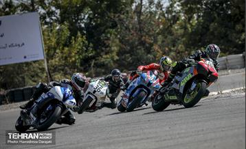راند اول مسابقات موتور ریس آقایان و بانوان 21