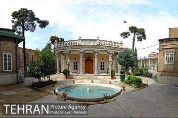 نیایشگاه آدریان تهران 1