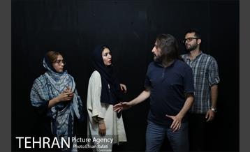 تمرین نمایش شش و بش به کارگردانی جواد روشن 19