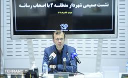 نشست صمیمانه شهردار منطقه ۲ با خبرنگاران 8
