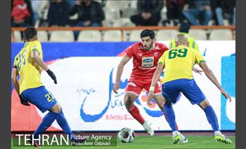 دیدار تیم‌های پرسپولیس تهران و نفت ابادان 12