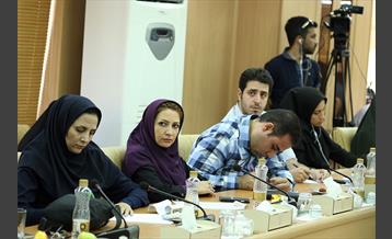 نشست صمیمی معاون اجتماعی و فرهنگی شهرداری تهران با اصحاب رسانه 21