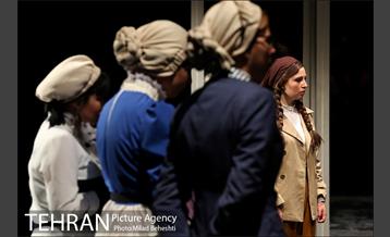 نمایش دشمن مردم‎ 25