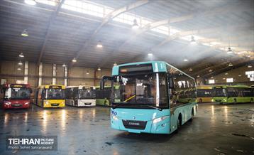 بازدید شهردار تهران از کارخانه خودروسازی «عقاب افشان» 2